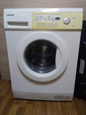 Samsung S1043, 3,5 кг