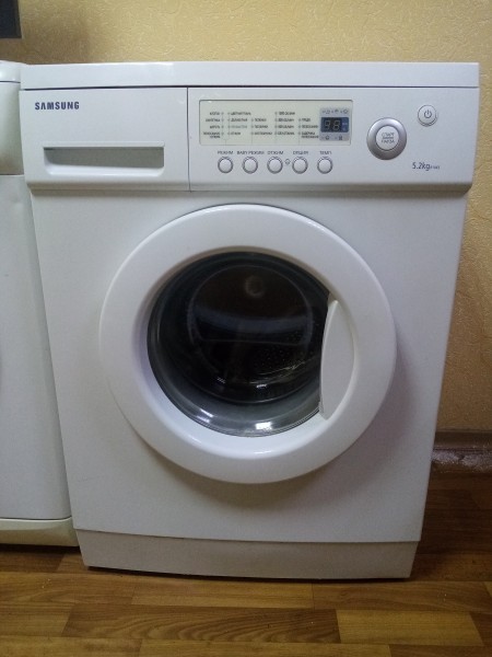Samsung R1043 5,2 кг